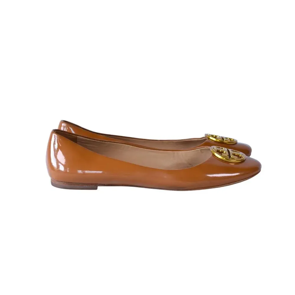Tory Burch Chelsea Ballet Flats - Umber Tan Patent Leather Logo Medallion 6.5M